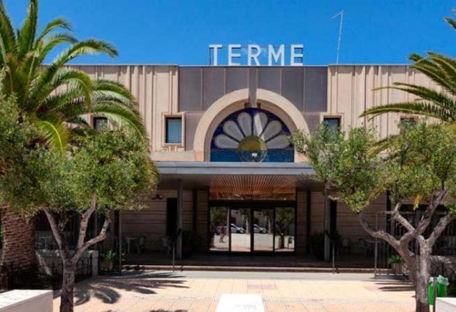 מרגריטה די סבויה Appartamento Centralissimo Zona Terme מראה חיצוני תמונה
